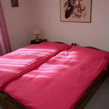 شقة Mutzli Appartement-fewo- Dusche Oder Bad- Wc 6-bettwohnung By Interhome